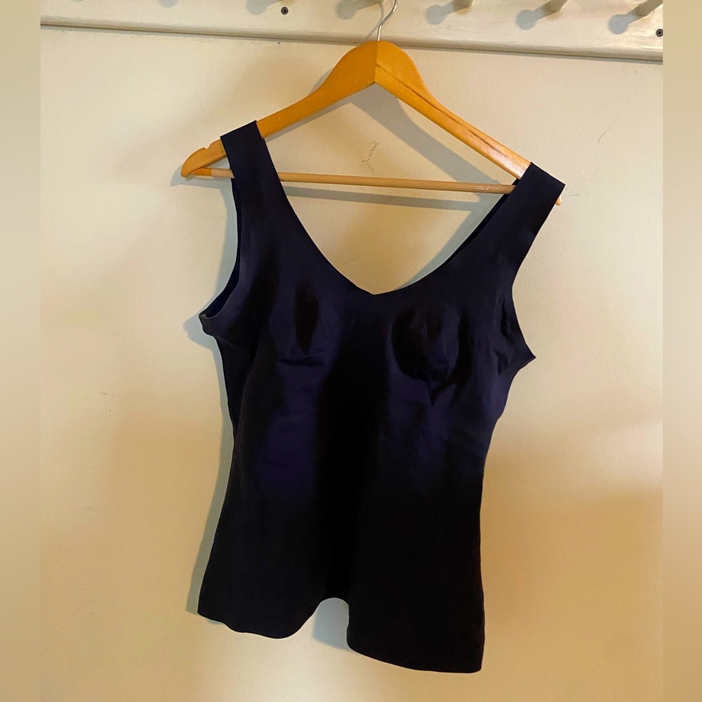 Knix compressive top
